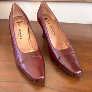 NWOB St. John Burgundy Leather Heels - Sz 9 N